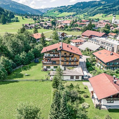 Haus Kristall Tannheim Exteriör bild
