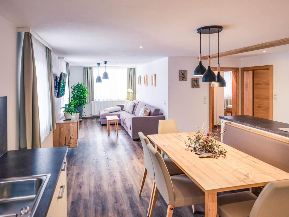 Haus Kristall Tannheim Exteriör bild