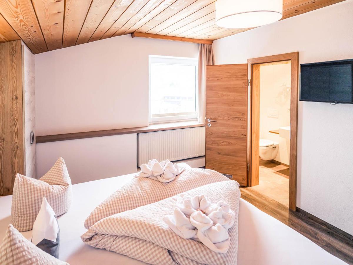 Haus Kristall Tannheim Exteriör bild