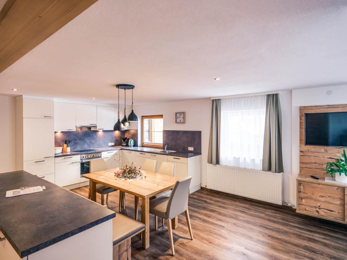 Haus Kristall Tannheim Exteriör bild