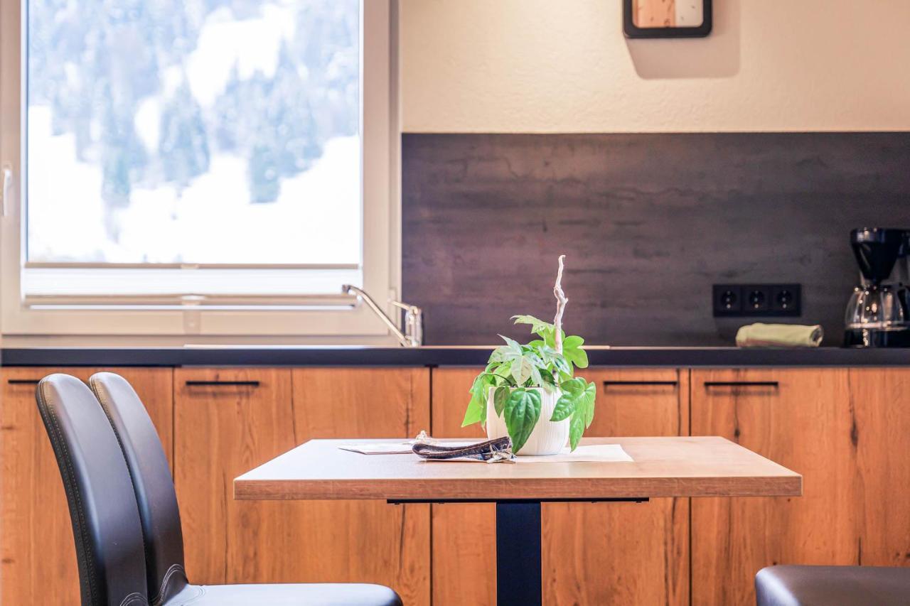 Haus Kristall Tannheim Exteriör bild