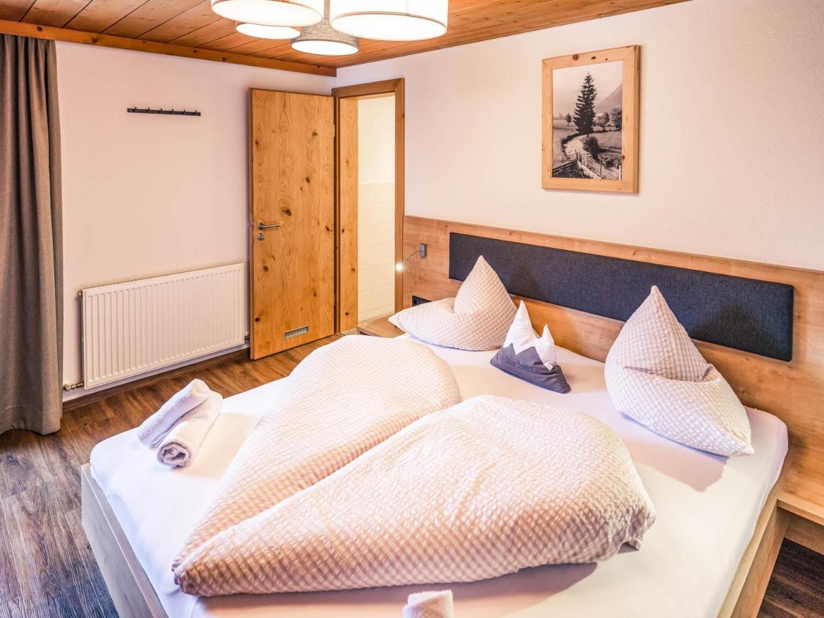 Haus Kristall Tannheim Exteriör bild