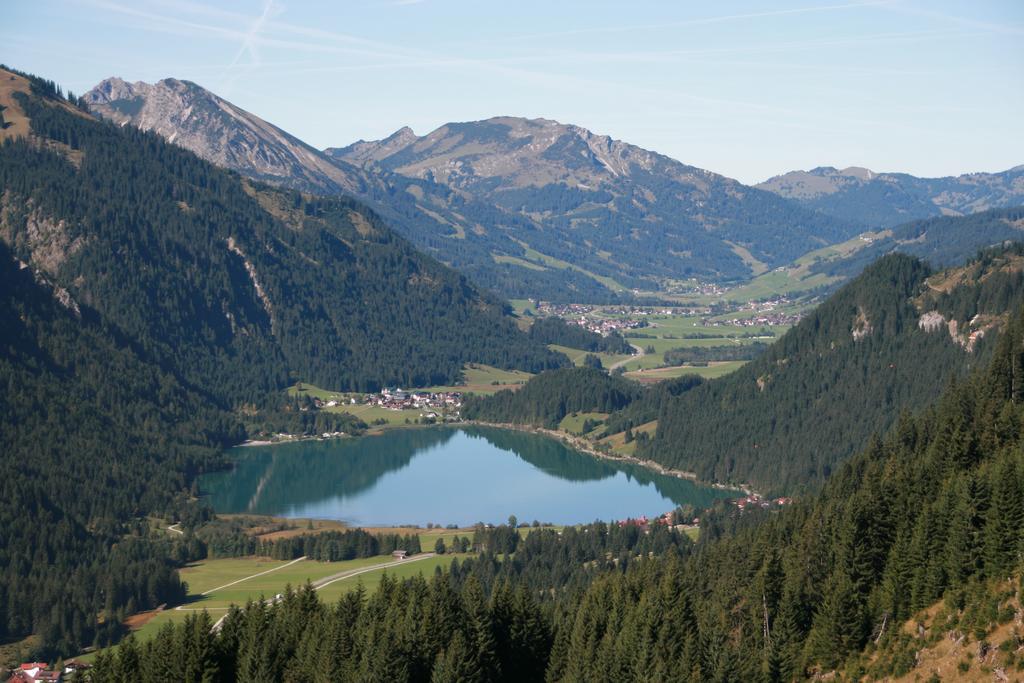 Haus Kristall Tannheim Exteriör bild